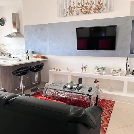 Modern Spacious 2bd Penthouse With 2 Terraces - Close To Airport * Luqa